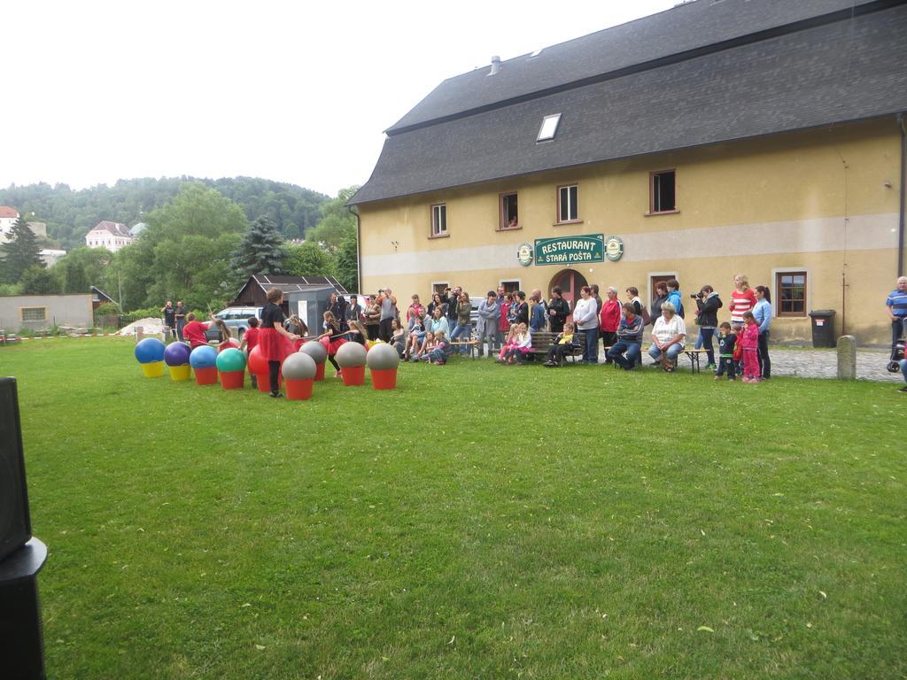 Hotel Restaurace A Penzion Stara Posta Bečov nad Teplou Exterior foto